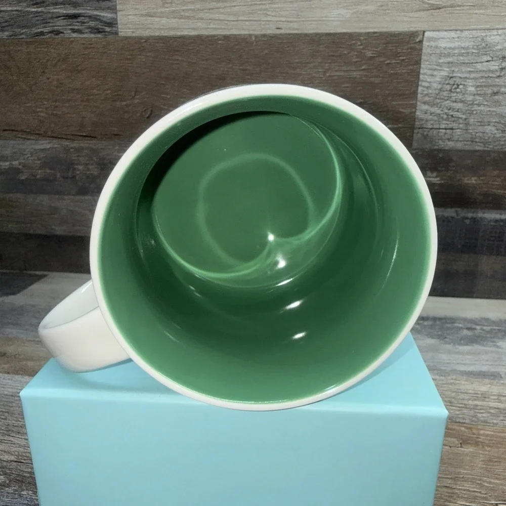 Starbucks new box